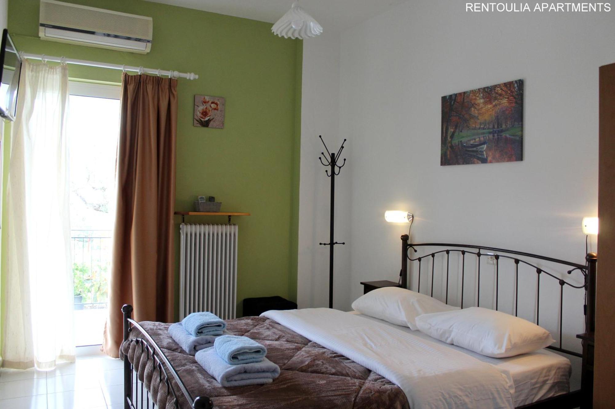 Rentoulia Apartments Poúlithra Eksteriør bilde